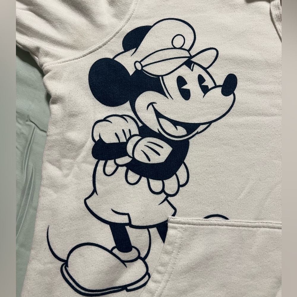 Official Disney Cruise Line Sweatershirt